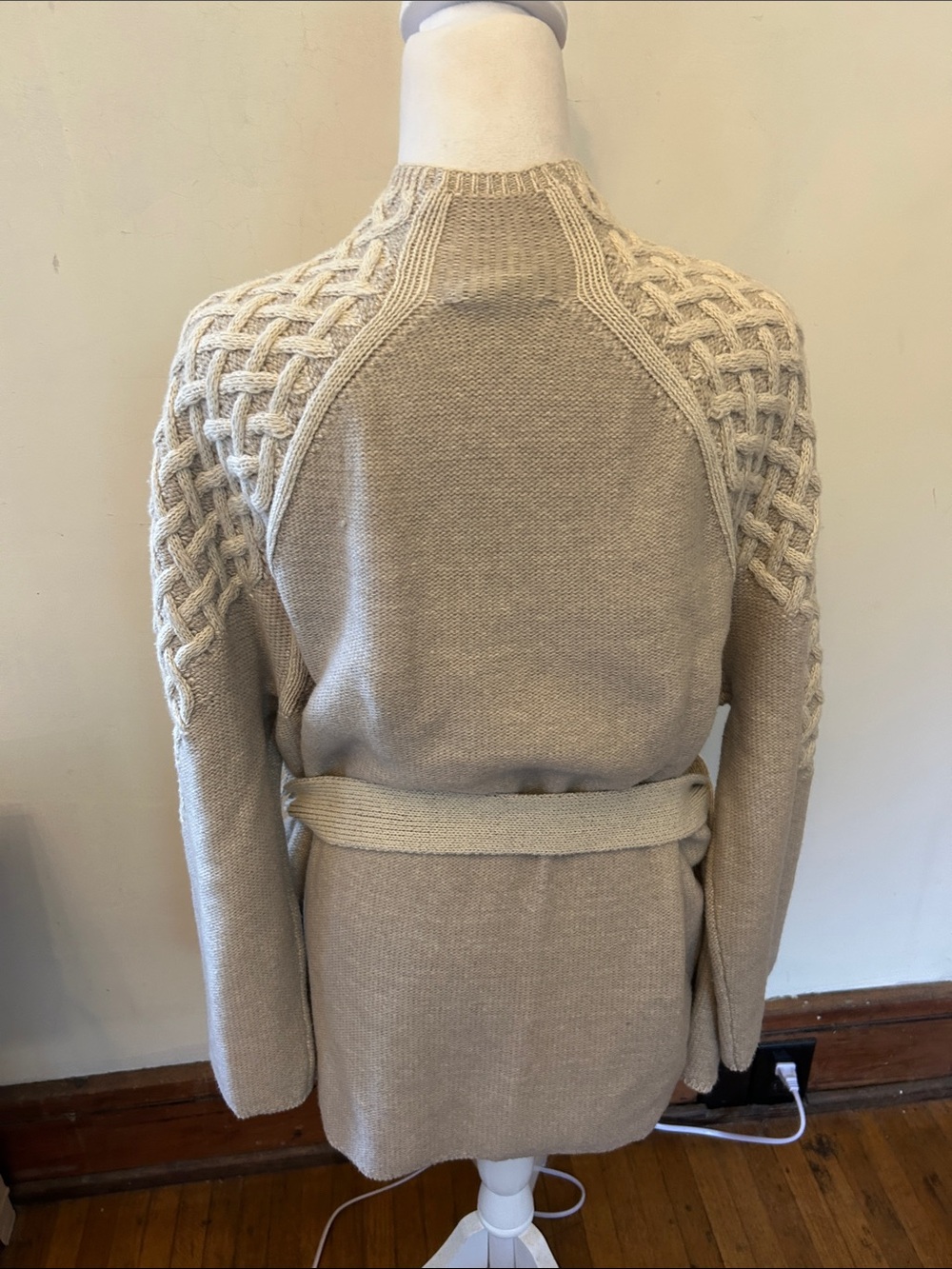 Lafayette 148 Beige Cable-Knit Shawl Collar Belted Sweater Cardigan Size 2X EUC - Picture 4 of 7